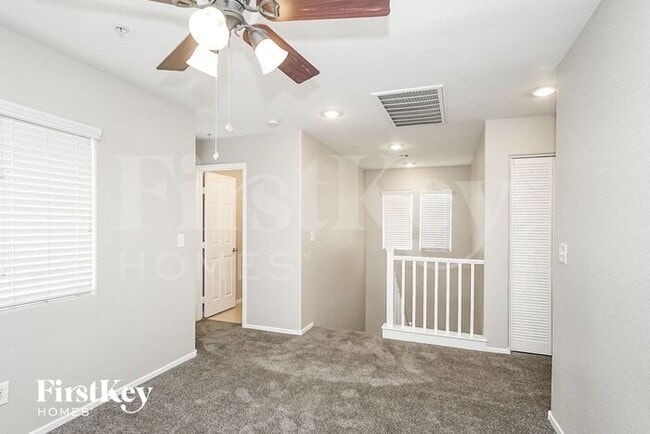 Building Photo - 1144 Paradise Vista Dr