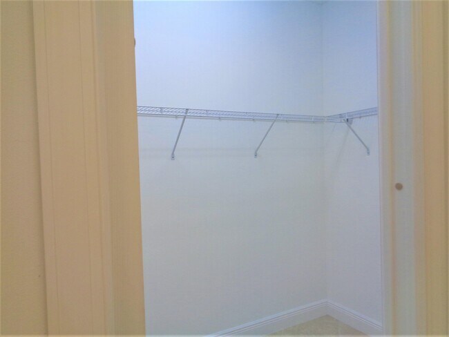 Building Photo - 2597 Bella Vista Cir