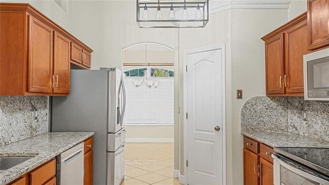 Building Photo - 774 Princeton Dr