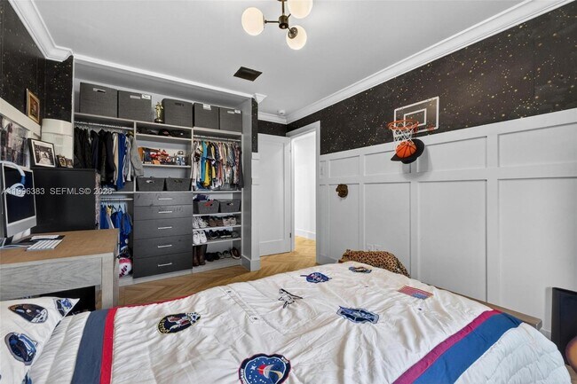 Building Photo - 13441 SW 74th St