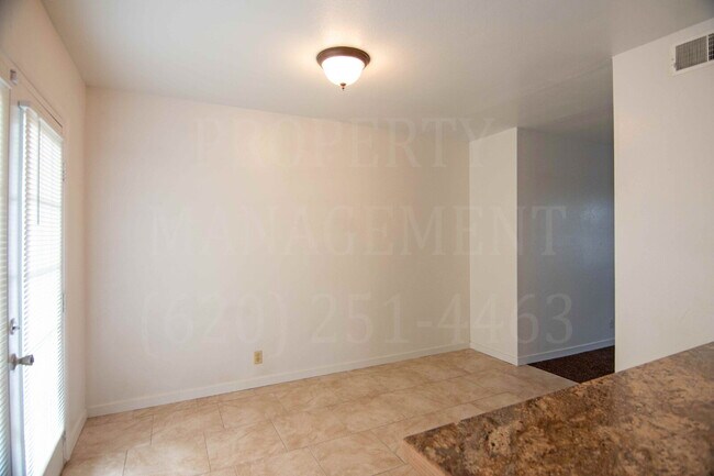 Building Photo - Spacious 2-Bedroom Apartment with Off-Street Parking & On-Site Laundry