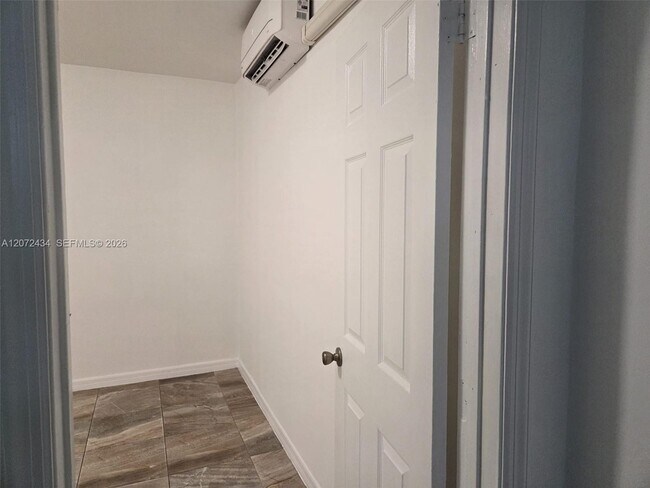 Building Photo - 4381 Purdy Ln