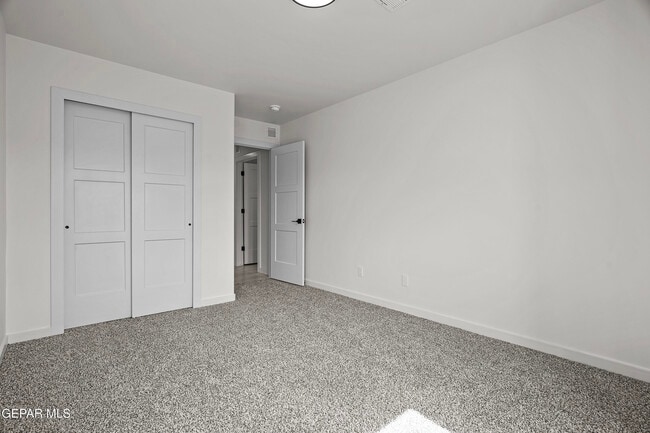 Building Photo - 3977 Surmise St