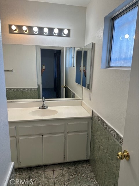 Building Photo - 8505 Robinia St