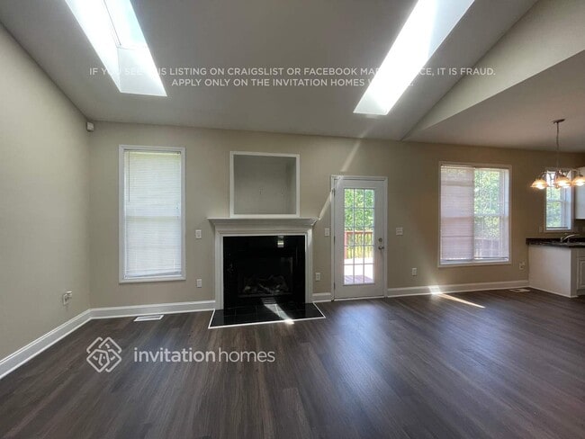 Building Photo - 539 Fernway Dr