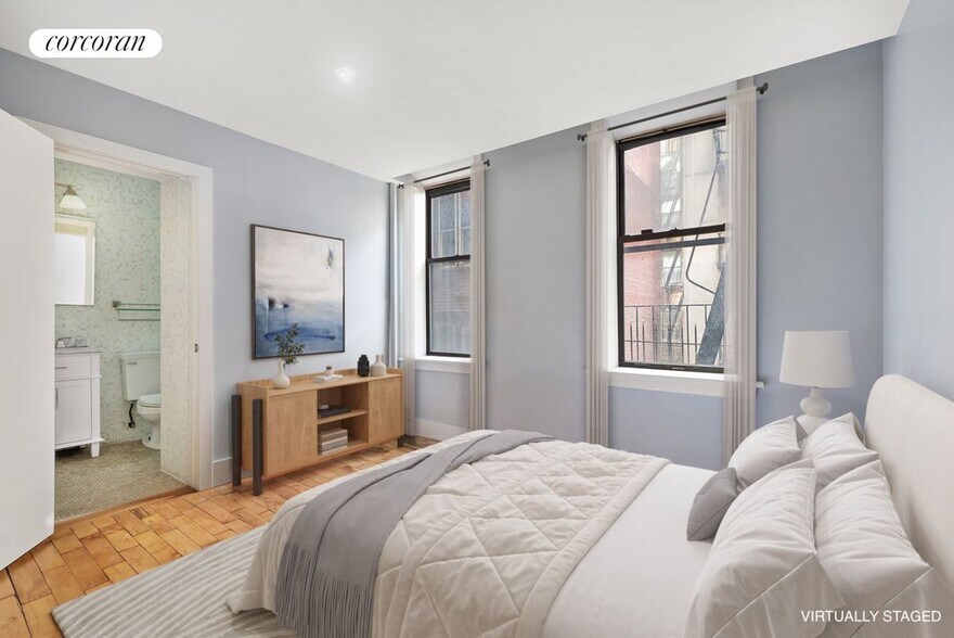 Building Photo - 325 W 16th St