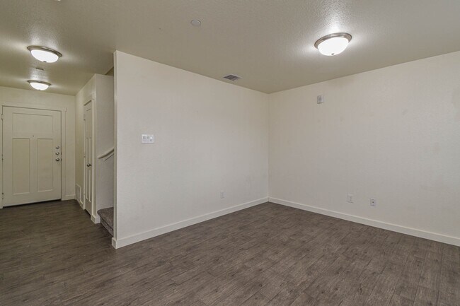 Building Photo - 21155 Gosling Rd