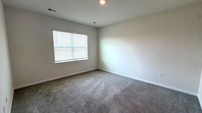 Building Photo - Beautiful 3/2 In Amenity Filled Neighborhood!