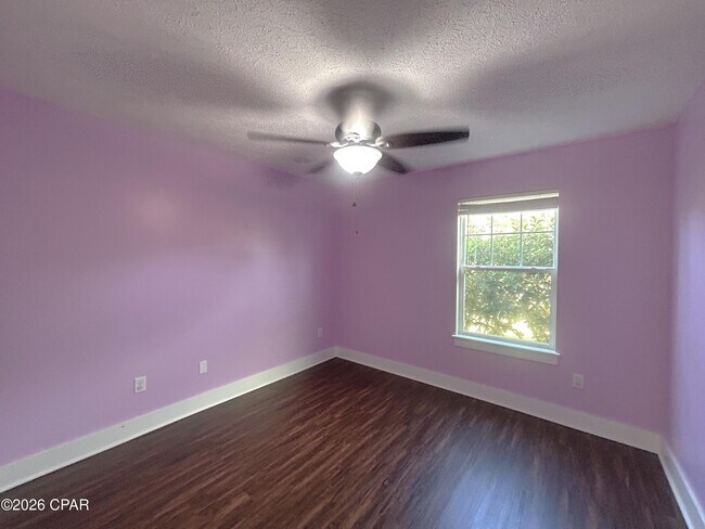 Building Photo - 8213 Singletary St