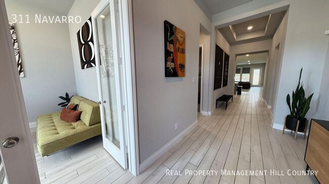 Building Photo - 311 Navarro-