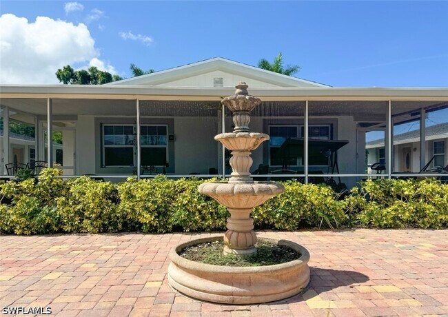 Building Photo - 746 109th Ave N