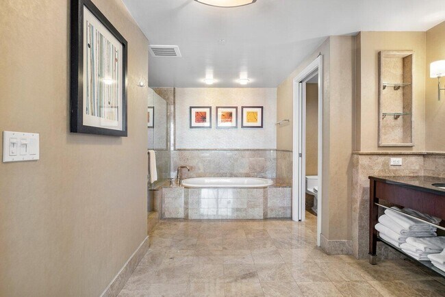 Building Photo - 3800 N Ocean Dr