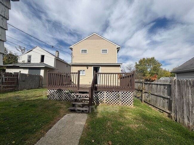 Building Photo - 2112 Lodell Ave