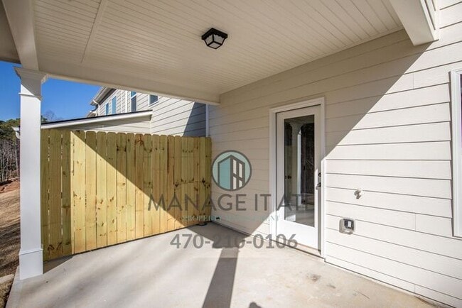 Building Photo - Elegant Townhouse in City of Buford School District!