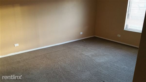 Building Photo - 714 Tullamore Ct