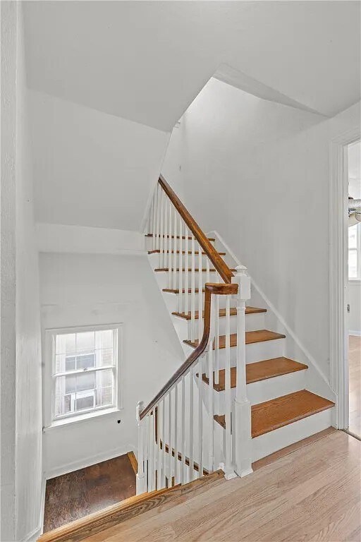 Building Photo - 207 Giffin Ave