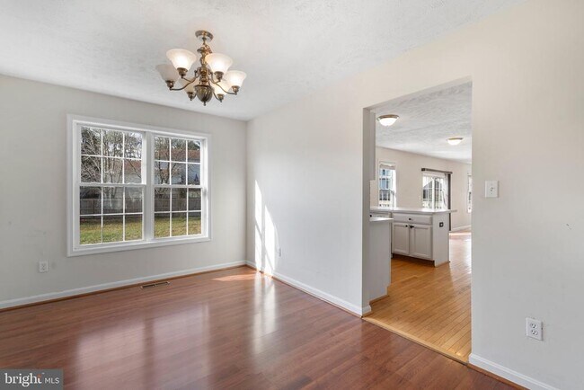 Building Photo - 21443 Hillary Ct