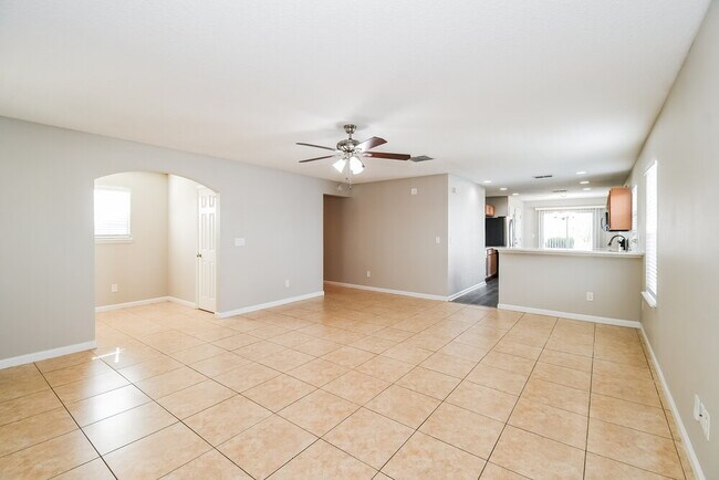 Building Photo - 734 Celebration Lane