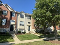 Building Photo - 782 Thornbury Ct