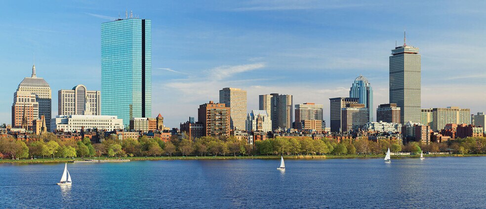 Building Photo - 735 Truman Pkwy