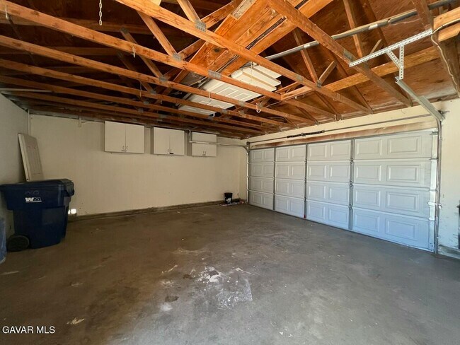 Building Photo - 11340 E Avenue R