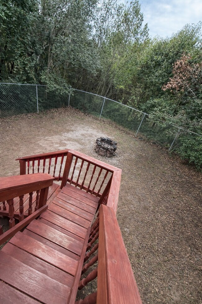 Building Photo - 391 Madison St