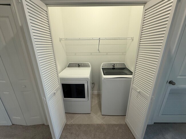 Building Photo - 14995 White Pearl Rd