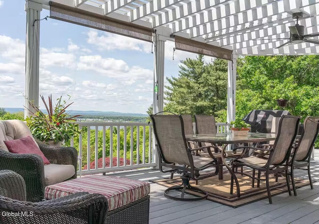 Building Photo - 27 Hill Rd