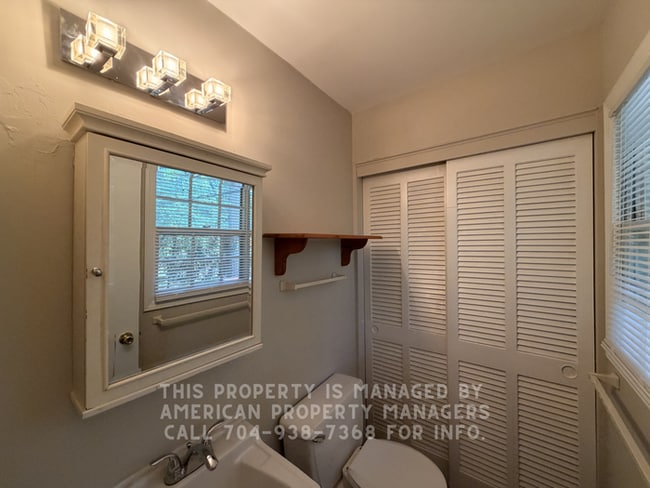 Building Photo - 4518 Kavanaugh Dr