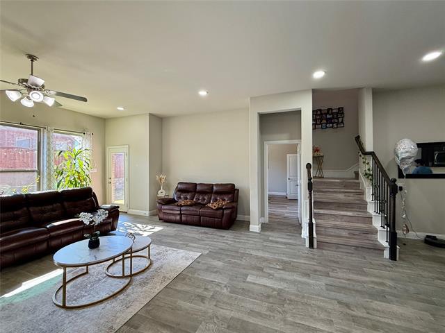 Building Photo - 16016 Gladewater Terrace