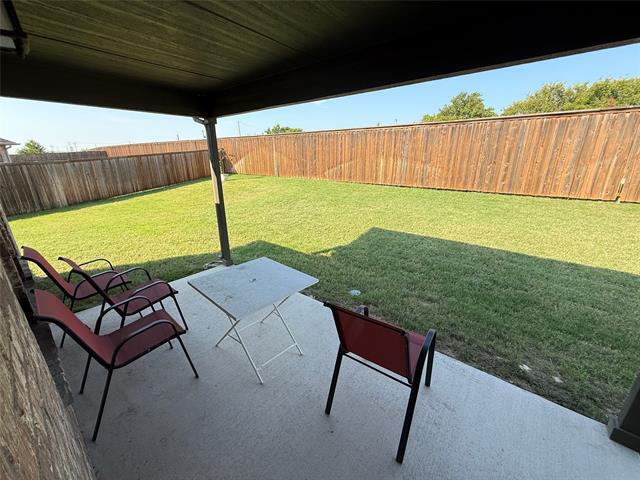 Building Photo - 8000 Larch Ln
