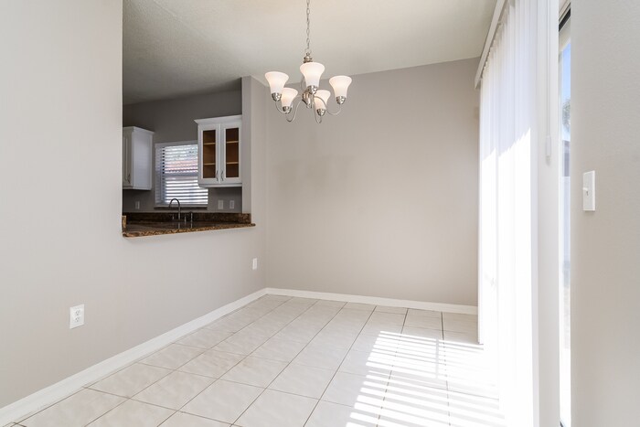 Building Photo - 2344 Cordova Ct