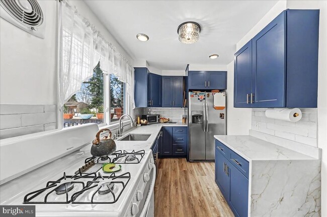 Building Photo - 4 S Chester Ave