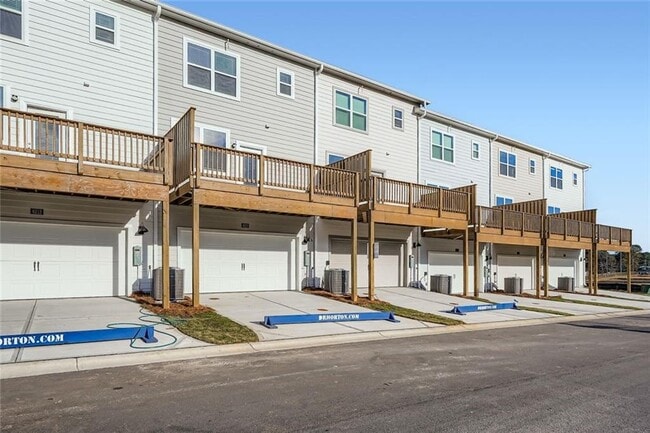 Building Photo - 6217 Honeybell Aly