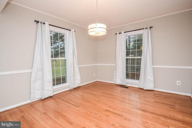 Building Photo - 9209 Frostburg Way