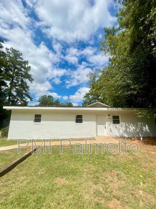 Building Photo - 2282 Old Camden Rd