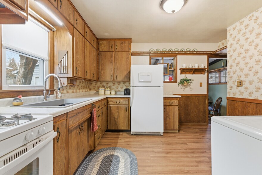 Building Photo - 1144 Madison St