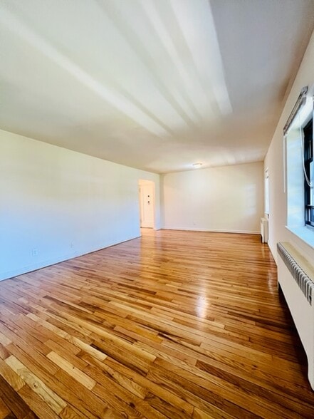 Primary Photo - 118 Washington Ave