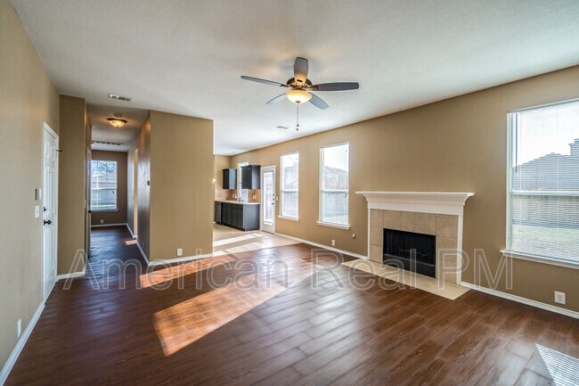 Building Photo - 2501 Tar Heel Dr