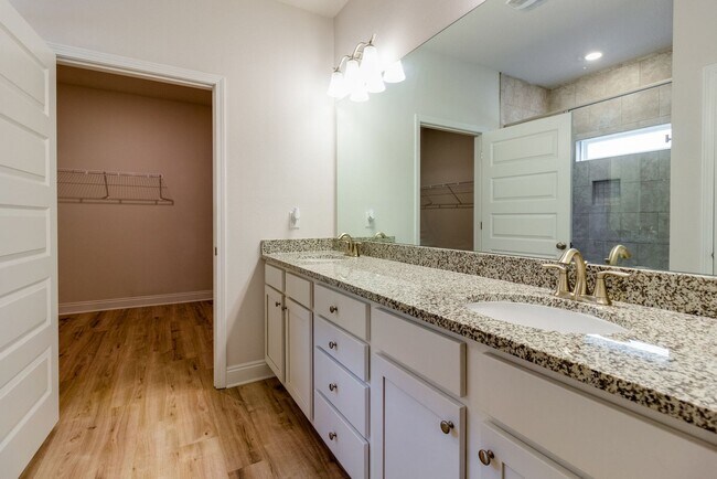 Building Photo - Turnkey 3 Bedroom Home in Firefly Community at Hammock Bay!