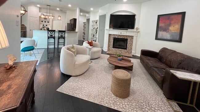 Building Photo - COMING IN OCTOBER! MODERN HOME IN NRH!