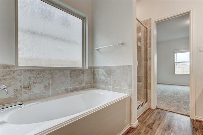 Building Photo - 5829 Bellissima Way