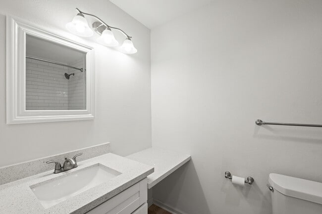 Building Photo - 4106 Gardendale Dr