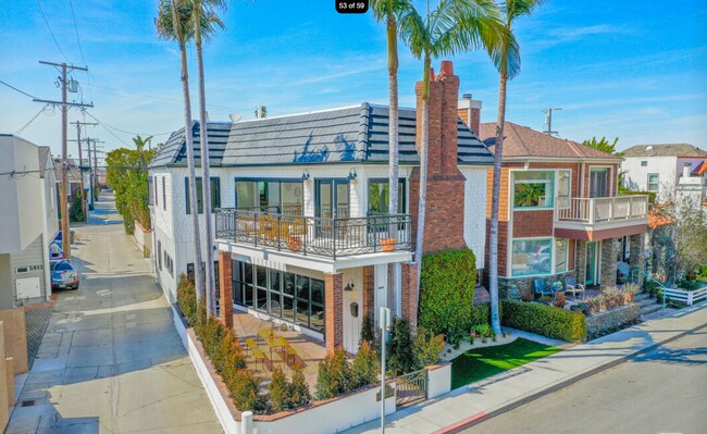 Building Photo - 15 Via Di Roma Walk