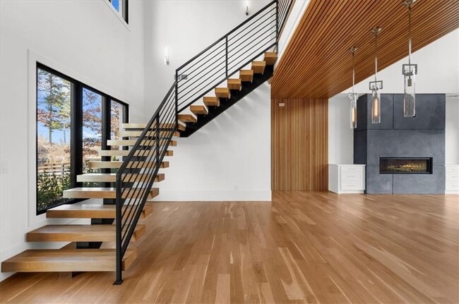 Building Photo - 2386 Trinity Church Rd