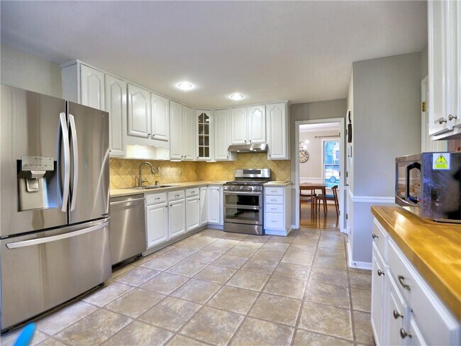 Building Photo - 1257 Independence Way