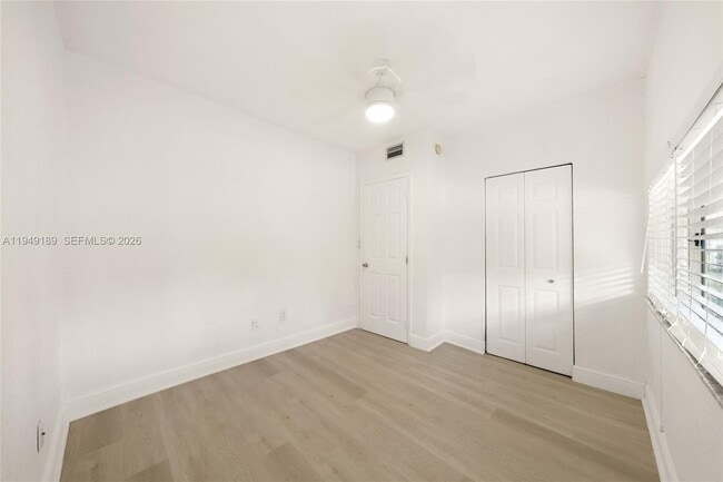 Building Photo - 3262 Elizabeth St