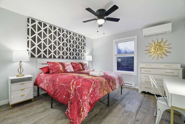 Building Photo - 126 Petrarch Trail