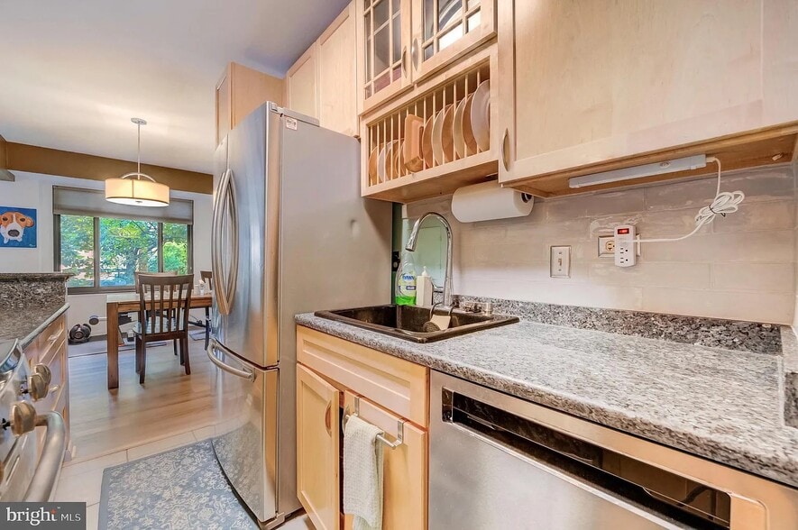 Kitchen - 3601 Wisconsin Ave NW