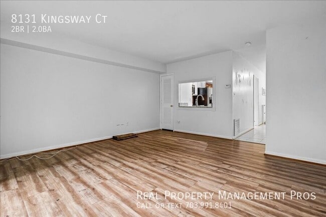 Building Photo - 8131 Kingsway Ct